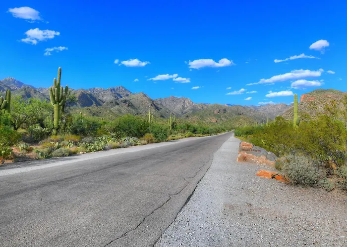 Sabino Canyon Gem Holiday home